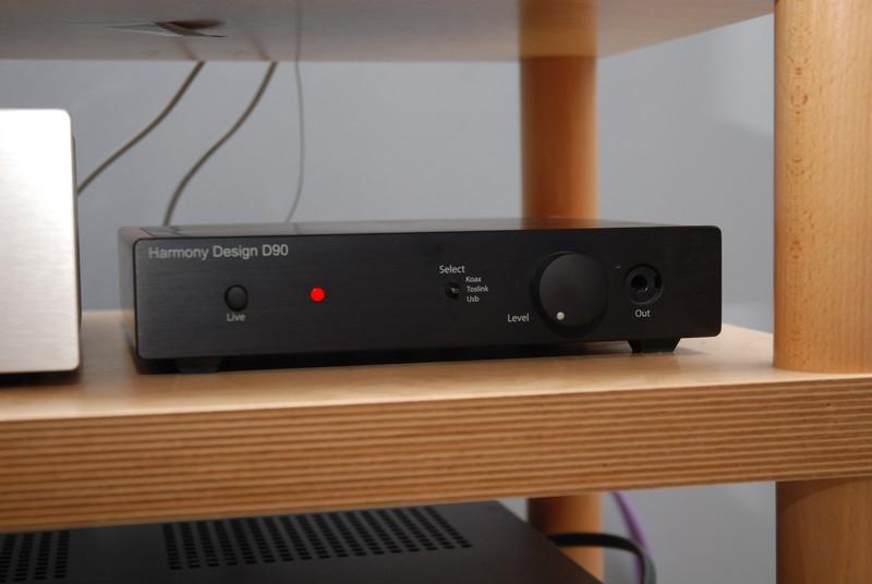 [DAC Harmony D90 - pannello frontale]